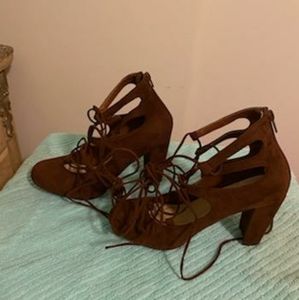 New brown suede lace up  round toe heels